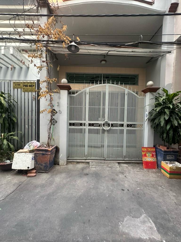 Bán nhà riêng Vườn Lài –4x10m-Hẻm xe hơi 1 trục-Sát mặt tiền-Giá hơn 5 tỷ - Ảnh chính